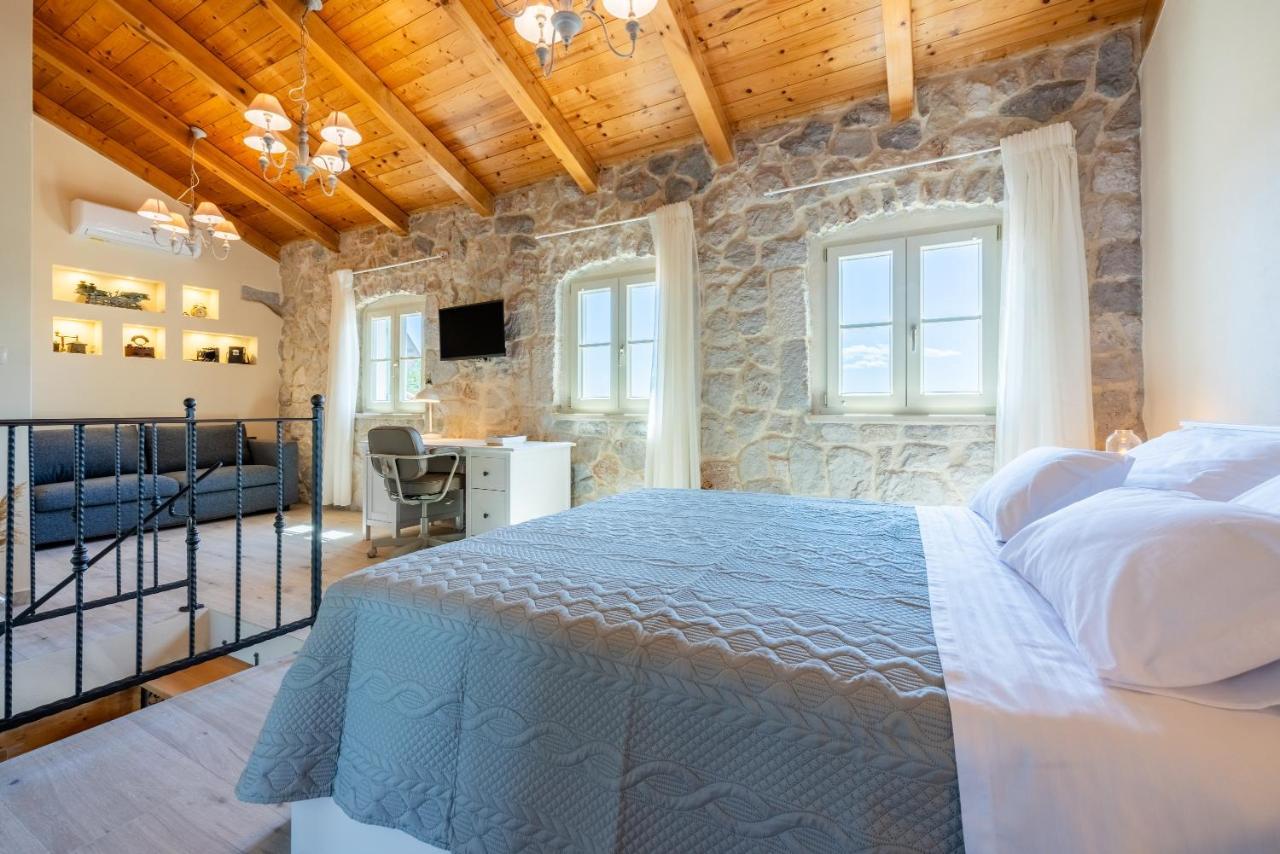 Vila Stone Mavric Grizane-Belgrad