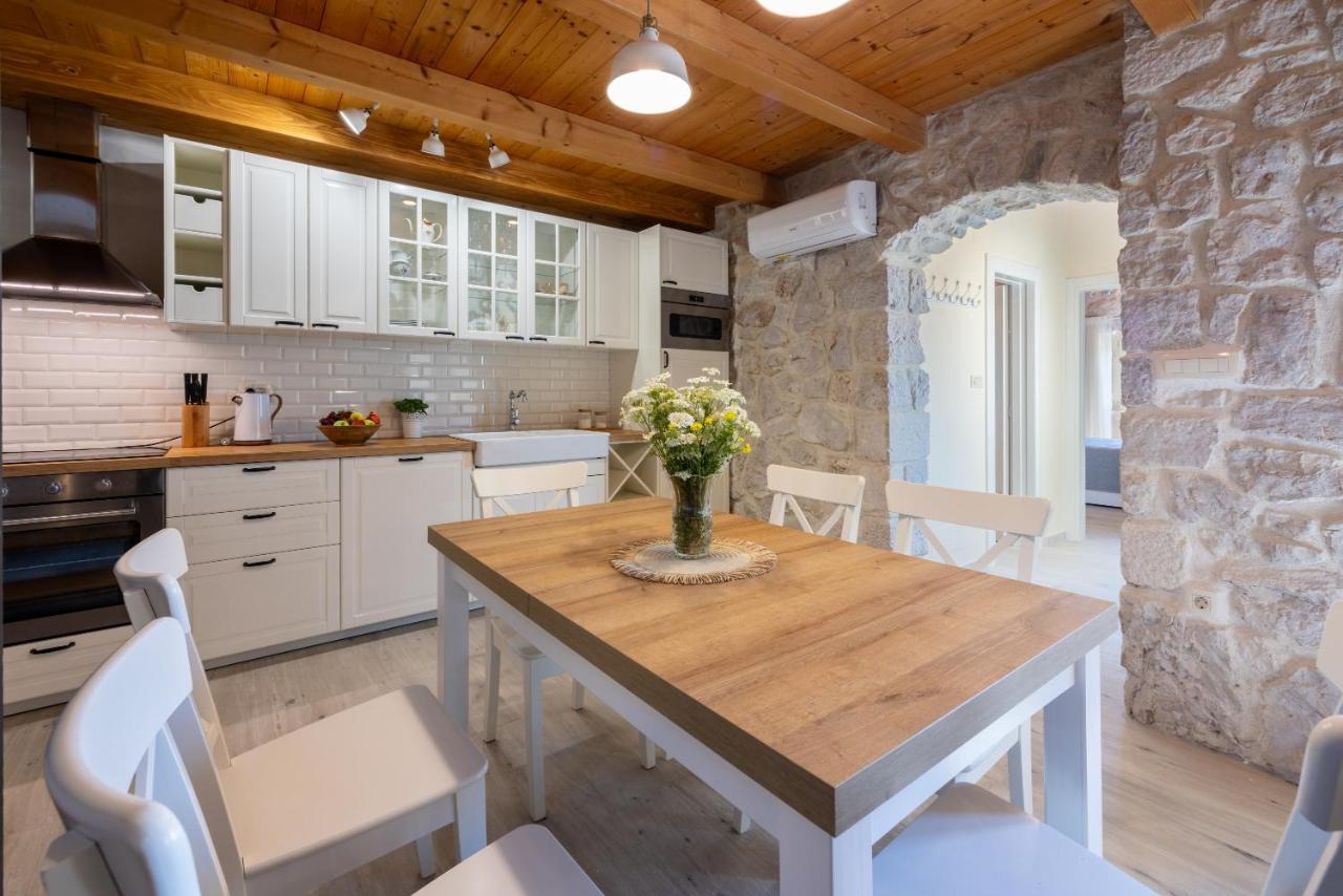 Vila Stone Mavric Grizane-Belgrad